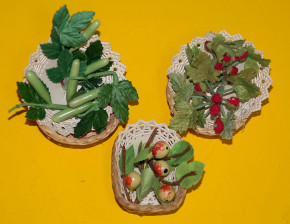 3 x old small shop Baskets fruit- & vegetable goods * at 1900-19