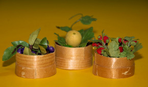 3 x old small shop accessories * fruit & vegetable goods at 1900