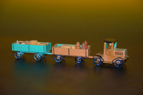 Erzgebirge miniature Heavy goods vehicle & 2 caravans * twenties