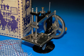 child sewing machine in box company G.M. Pfaff * at 1910-1915