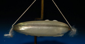 antiker Christbaumschmuck * Lauschaer Glas Zeppelin Z 127
