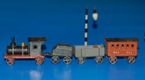 antique Erzgebirge Miniature Railway with accessories * twenties