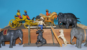 Victorian monkeys circus papier-mâché in the box * at 1890