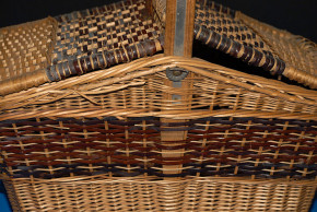 antique twisted shopping basket * at 1900