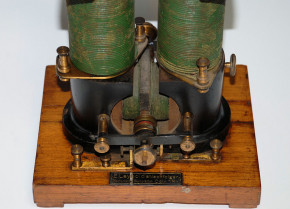 antiker großer E-Motor * offen * E. Leybolds Cöln um 1900
