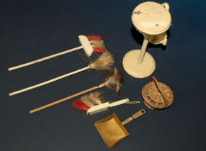 antiker Puppenküchen Besenständer * 7 Teile * um 1900-1920