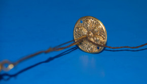 antike Puppenstuben Goldblech Lampenhalterung mit Lampe E&S