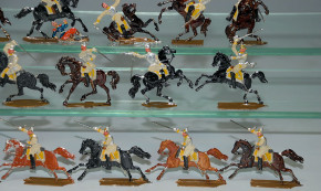 18 antike Zinnfiguren * Kavallerie im Kampf * vor 1900