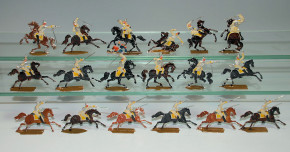 18 antike Zinnfiguren * Kavallerie im Kampf * vor 1900