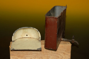 Puppenküchen Blech Waschbecken & Wasservorratsbehälter 1900