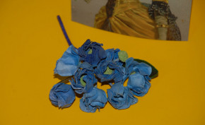 antiker Sebnitzer Puppenhut Blumenstrauß Rosen * um 1900 (2)