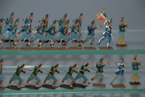 58 antike Zinnfiguren * Franz. Infanterie angreifend * vor 1900