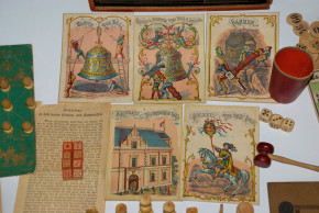 antique game magazine wood box with 8 games * at 1860-1880